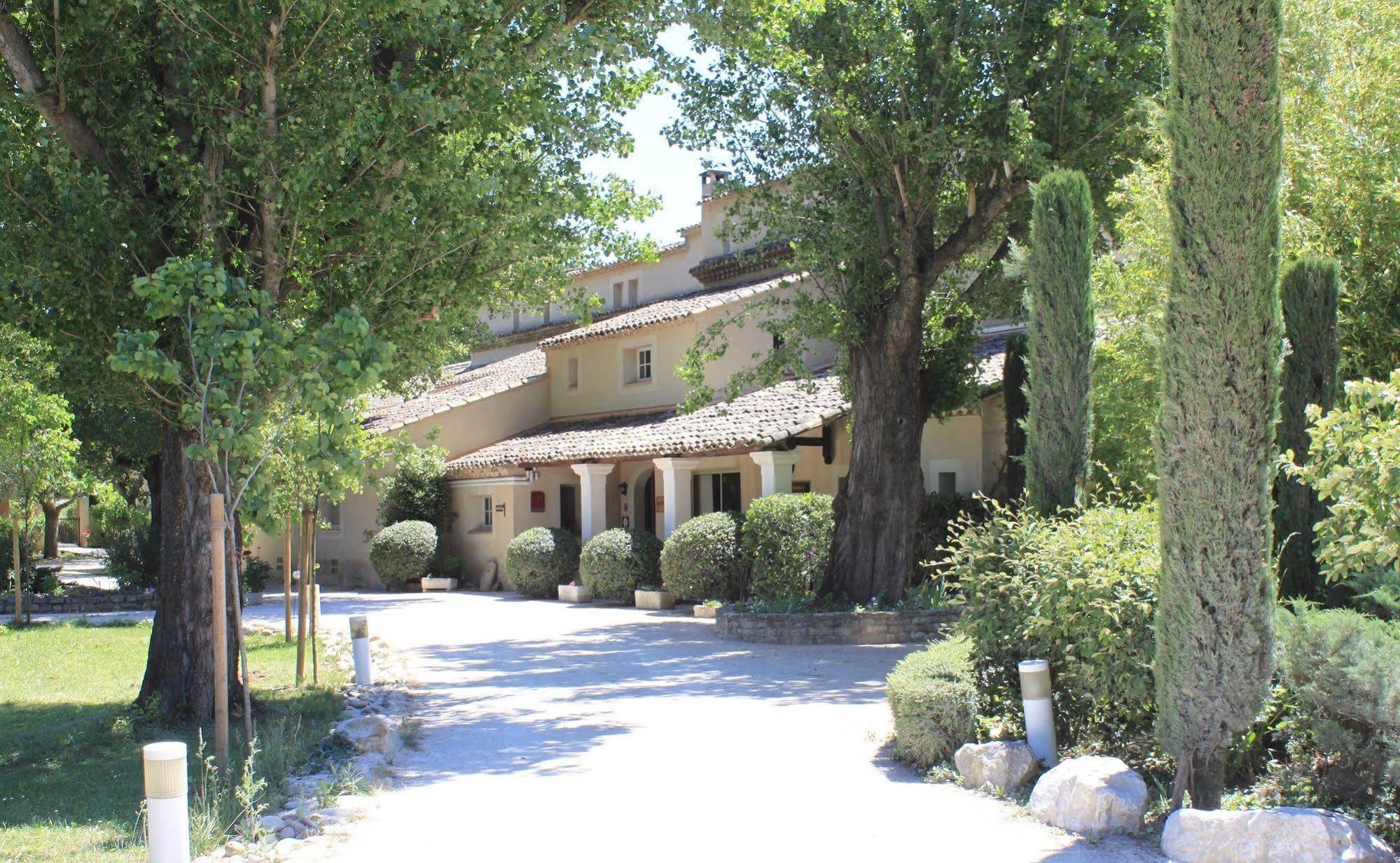 Hotel Mas De Cure Bourse LʼIsle-sur-la-Sorgue Buitenkant foto